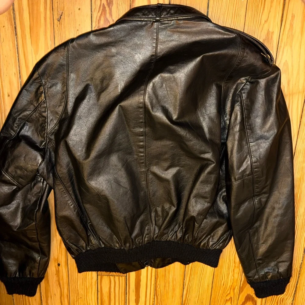 Men's Black Leather Jacket - Picture 4 of 7